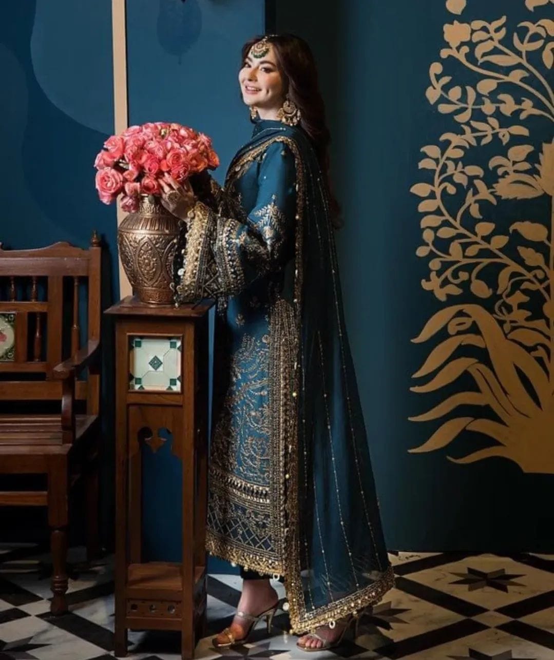 Chiffon embroidered & sequenced unstitched 3pc